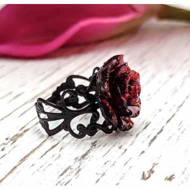red rose ring